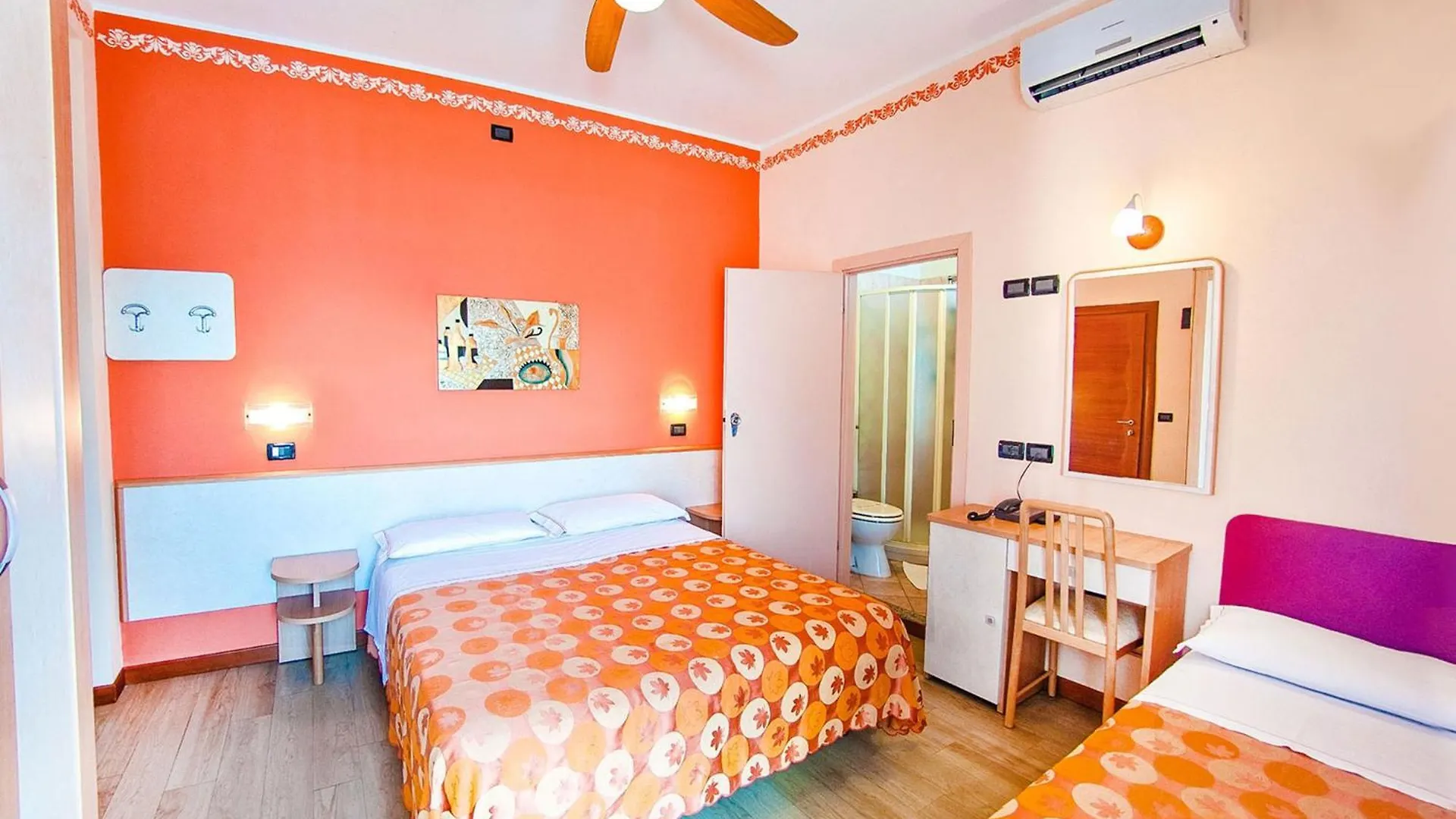 Hotel Bamby E Delfino Gatteo a Mare